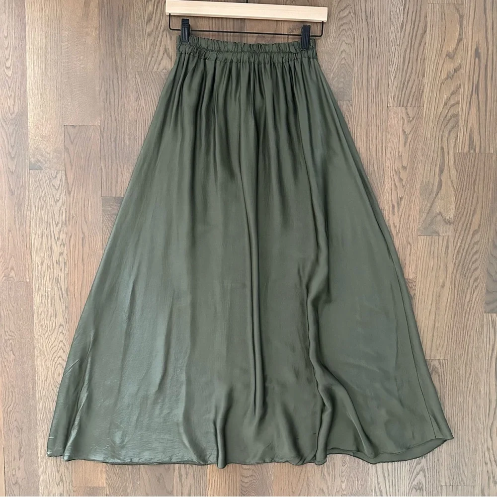 NWT Made in Italy Satin Silk Blend Maxi Skirt in Dusty Olive Green Medium